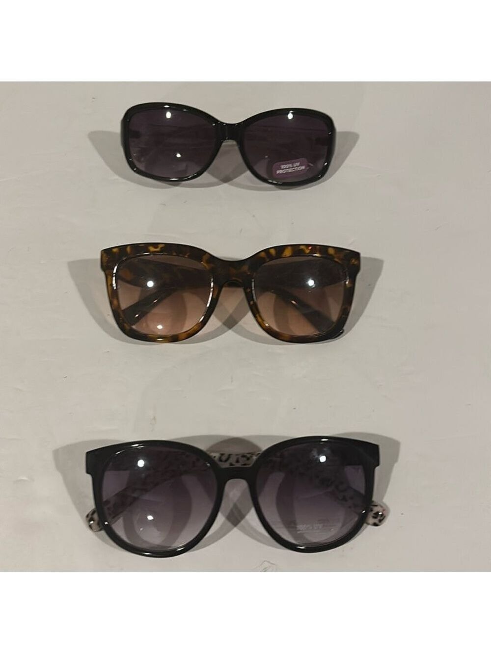 Stylish Black and Tortoise Sunglasses Set